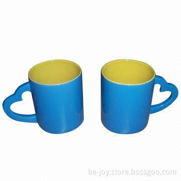 Stoneware mug with heart handle, OEM orders are welcome